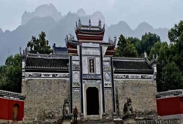 Pueblo sin habitantes se vuelve atracción turística