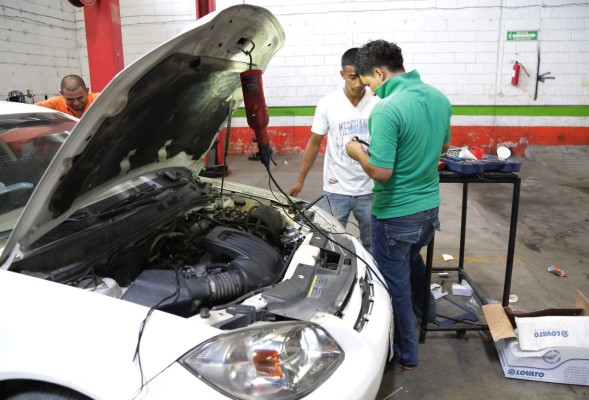 Más de 2,000 taxis ya se abastecen de gas LPG