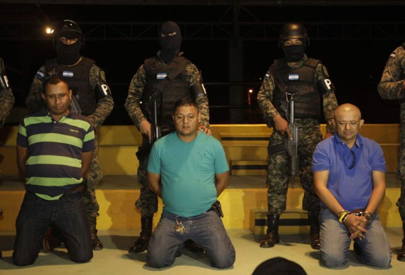 Capturan a tres miembros de banda de los Amador
