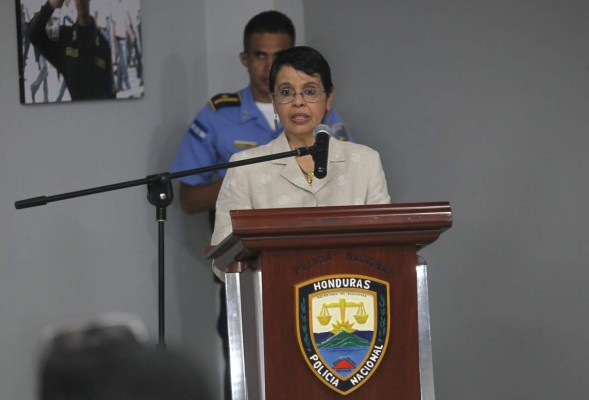 Seguridad y Educación establecen presencia militar cerca de colegios