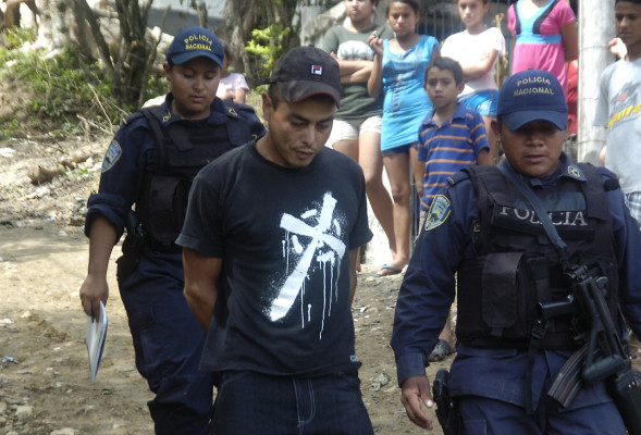 Matan a jovencito tras visitar a su novia en Villanueva