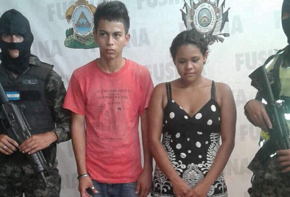 Policía captura a dos supuestos asaltantes de buses de Choloma