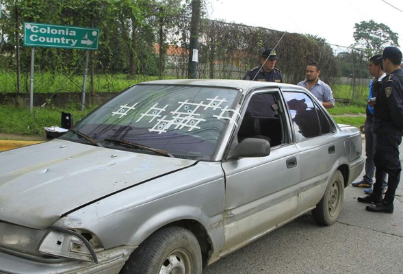 Atentan contra propietario de 'Pan de Pueblo” y ultiman a su empleado