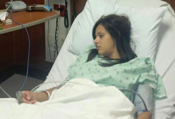 Nathalia Casco es internada en un hospital