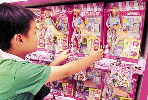 Mattel reconoce defecto de concepción en juguetes