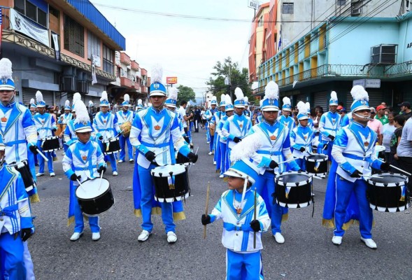 Ya hay 29 colegios inscritos en desfile del 15 de Septiembre