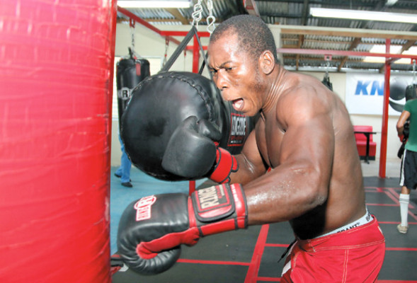 Honduras y El Salvador al ring