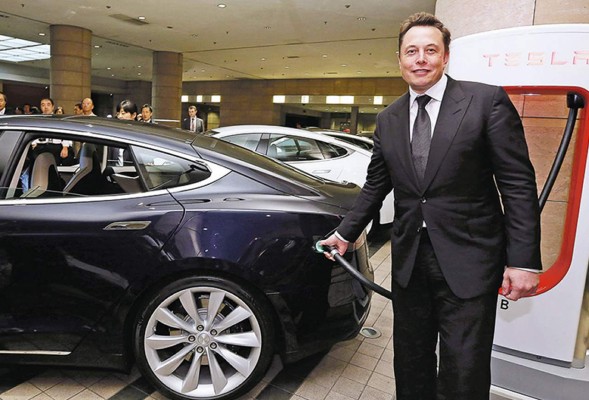 El pionero del auto eléctrico desafía el dominio de los gigantes del sector