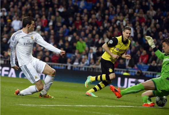 Real Madrid golea al Borussia Dortmund y pone un pie en semifinales