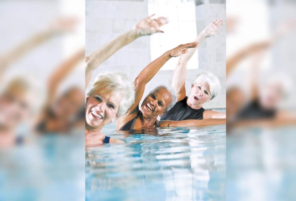 Ejercicio acuático, ideal para las personas de la tercera edad