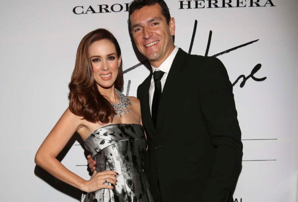 Captan a esposo de Jacqueline Bracamontes besando a otras mujeres