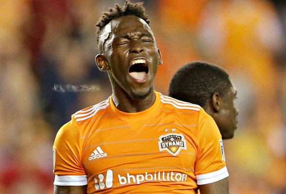 El VAR le quitó penal a Alberth Elis en la MLS