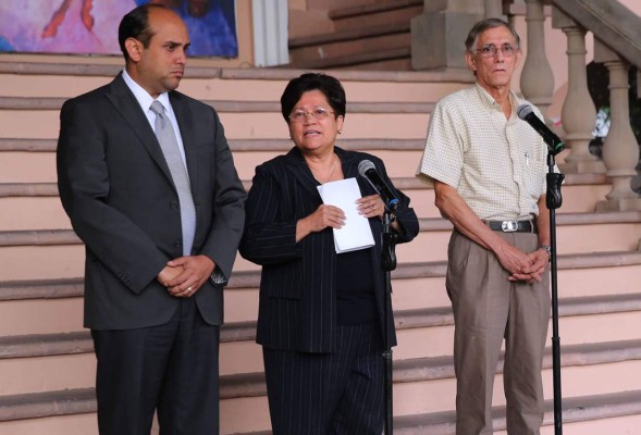 $100 millones se ha ahorrado el Estado al cancelar contratos