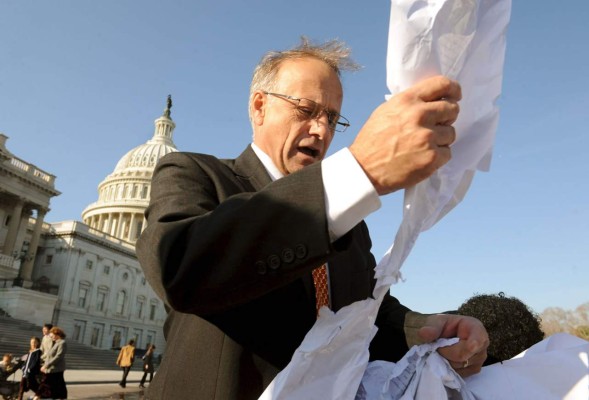 Republicanos ponen a punto su plan contra las acciones migratorias de Obama