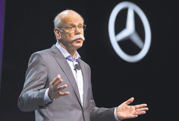 Mercedes pone turbo para ganarle a BMW