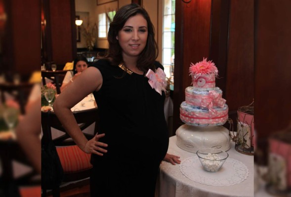 Fiesta maternal para Valerie Valenzuela de Andonie