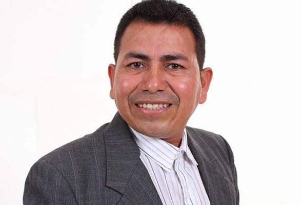 Denis Ramos, cantante hondureño, presenta su video ‘Dueño de tu corazón’