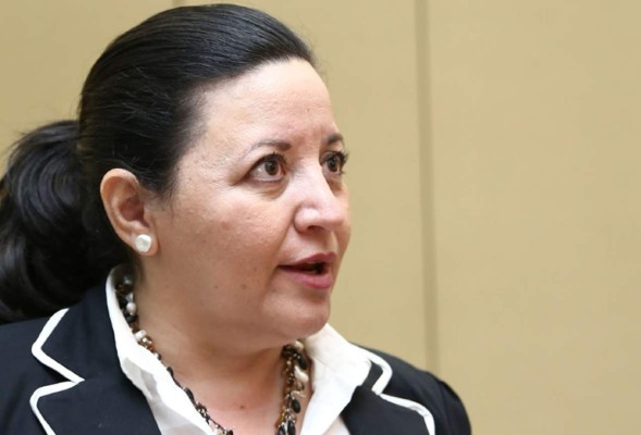 Yolany Batres: 'Al Rivas le falta crecer en su gestión”
