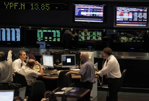 Las bolsas se hunden y los capitales acuden a los bonos