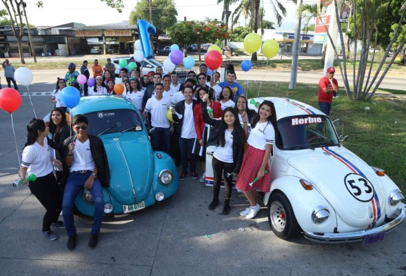 Entrada de la clase 2017 de la Happy New Dawn