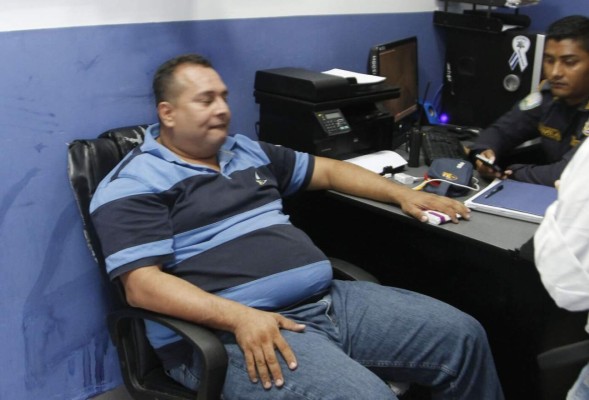 Lo capturan con 14 mil dólares en San Pedro Sula