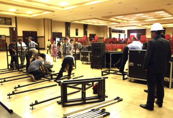 Réplica de la Sábana Santa ya se exhibe en San Pedro Sula