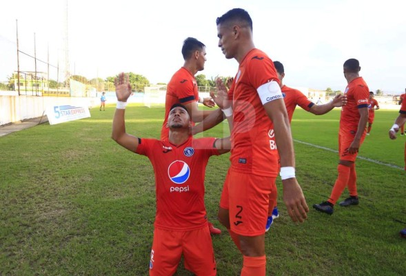Motagua goleó al Platense y amargó el regreso de Costly