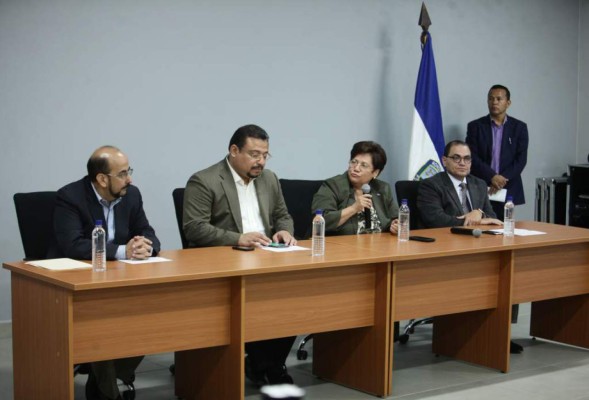 'El jefe de archivos de la Policía era un pandillero uniformado': Comisión Depuradora