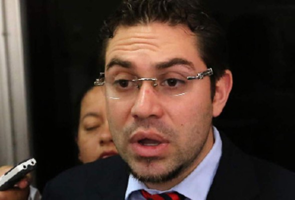 'Rasel es un cobarde que imita a Manuel Zelaya”: diputado de Libre
