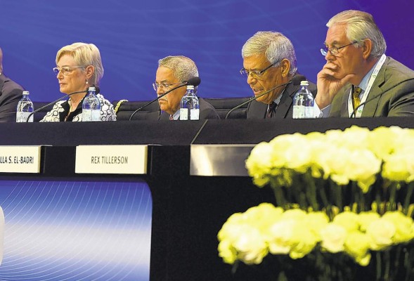 La OPEP y las petroleras occidentales acuden a terapia