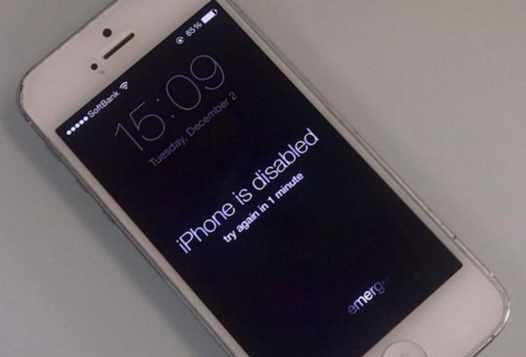 iPhone quedó bloqueado por 45 años