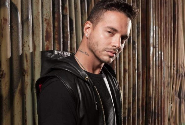 J Balvin llega este domingo a Honduras