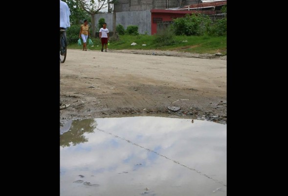 'Lagunas” ahogan a colonia El Estadio