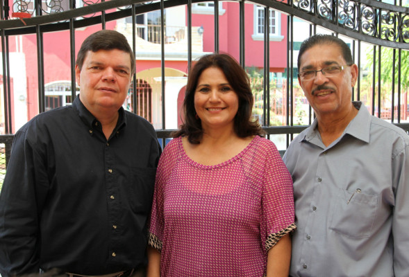 Ivana Villanueva Zavala es bautizada