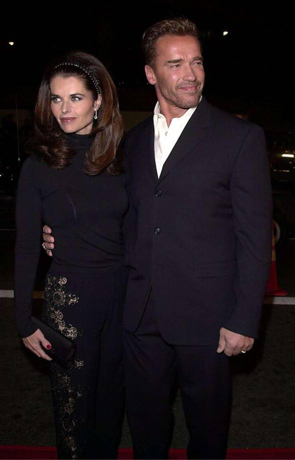 Mientras estaba en una relación con Shriver, Schwarzenegger tuvo un romance con su coprotagonista de Red Sonja, Brigitte Nielsen, en 1985. En su autobiografía de 2012 “Total Recall: My Unbelievably True Life Story”, el actor confirmó su relación, después de que Nielsen hablara por primera vez sobre ella en 2011. Después de descubrir la aventura de su novio, se dice que Shriver le dio un ultimátum y Schwarzenegger le propuso matrimonio en agosto de 1985.