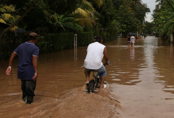 Extienden por 48 horas más las alertas en Honduras