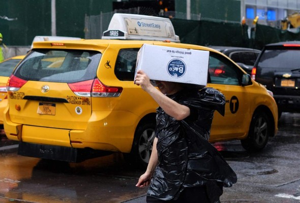 Petróleo termina en ligera baja a $60.20 por barril