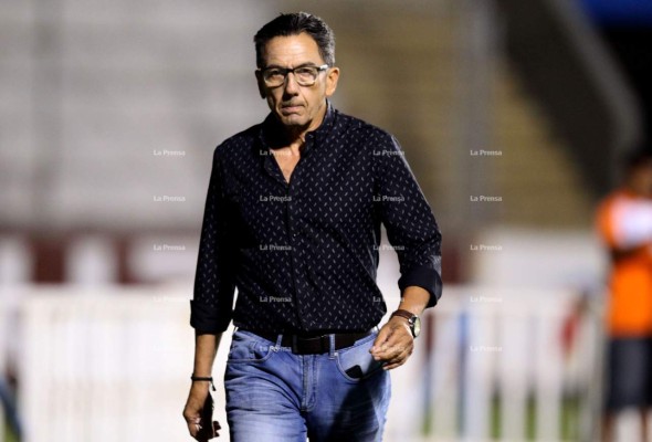 Salomón Názar, el catedrático, doctor y entrenador que venció al cáncer