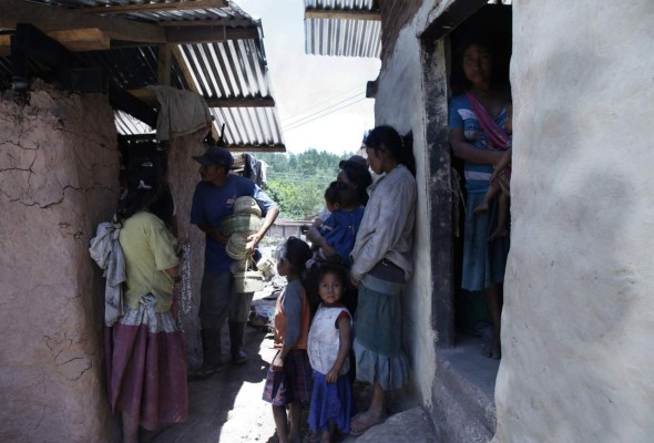 Condenados al olvido, tolupanes luchan por sobrevivir en la Montaña de la Flor