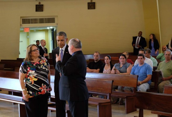 Obama realiza sorpresiva visita a Iglesia cubana en Miami