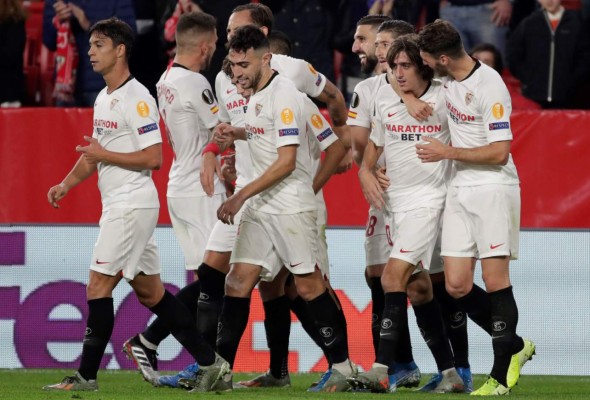 El Sevilla gana al modesto Qarabag y mantiene pleno de victorias