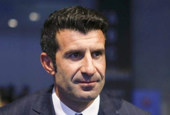 Figo revela el motivo por el que cambió al Barça por Real Madrid