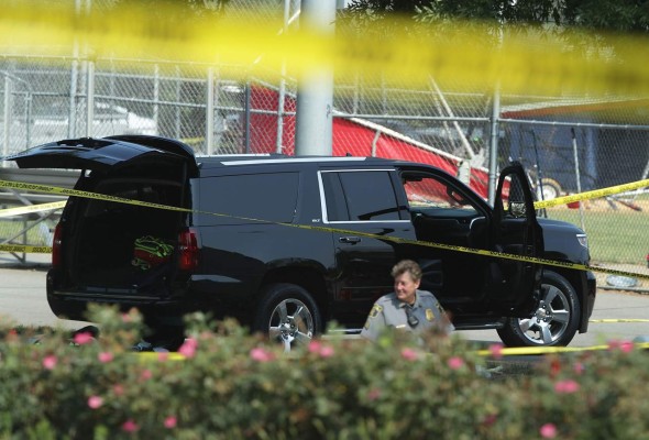 Trump anuncia que atacante de Virginia murió