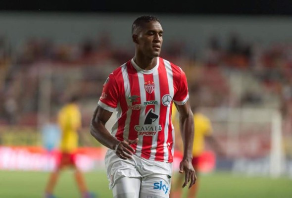 Brayan Beckeles en el Necaxa: 'Soy feliz aquí, la afición me apoya”