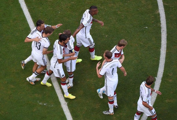 'Hat-trick' de Muller impulsó a Alemania en goleada a Portugal