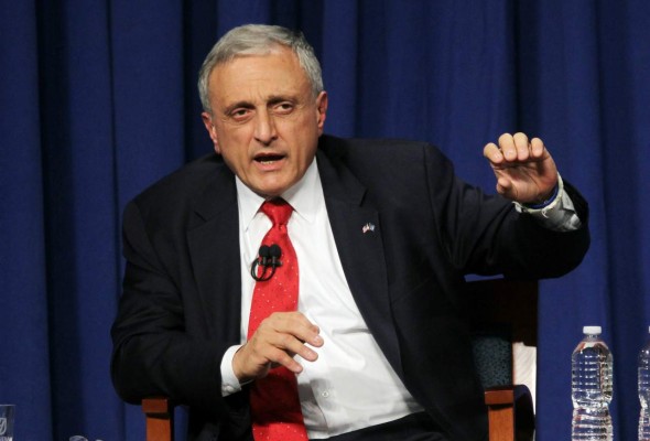 Amigo de Trump insulta a Obama y Michelle Obama