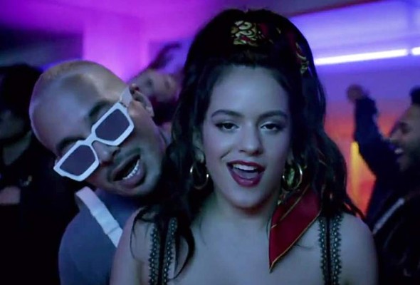Rosalía homenajea el 'reguetón clásico' en un nuevo tema con J Balvin