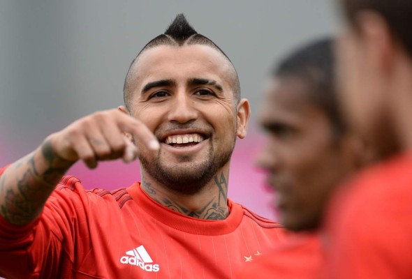 Padre de Arturo Vidal es detenido con cocaína en Chile