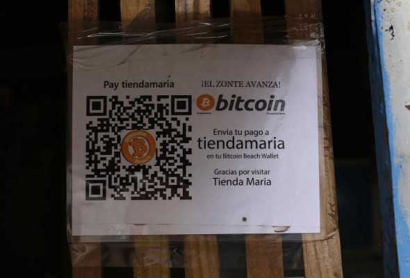 Icefi advierte de riesgos fiscales en El Salvador tras aprobación 'acelerada' de Ley Bitcoin