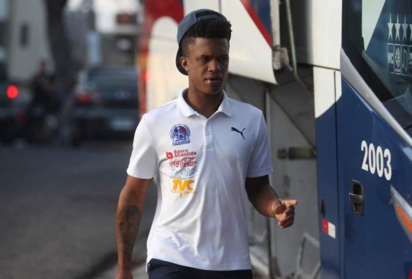 Panameño Luis Ovalle se incorpora al Olimpia